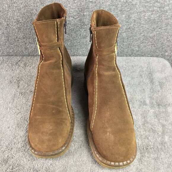 La CANADIENNE Brown Suede Ankle Boots Size 7.5 M - Picture 9 of 13